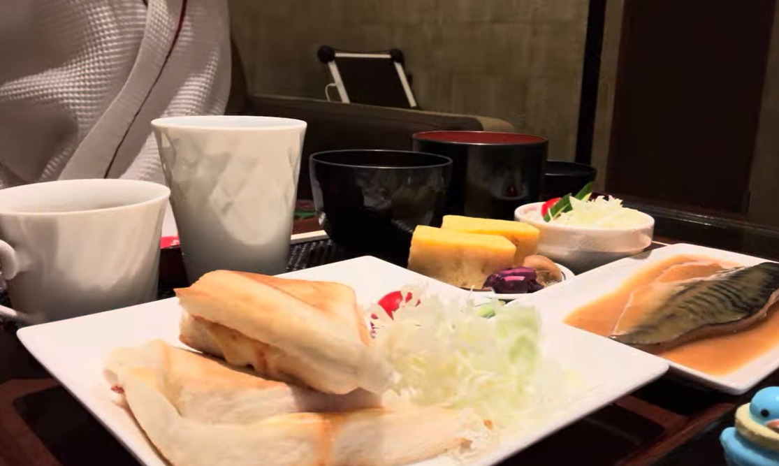 ラブホテルの食事